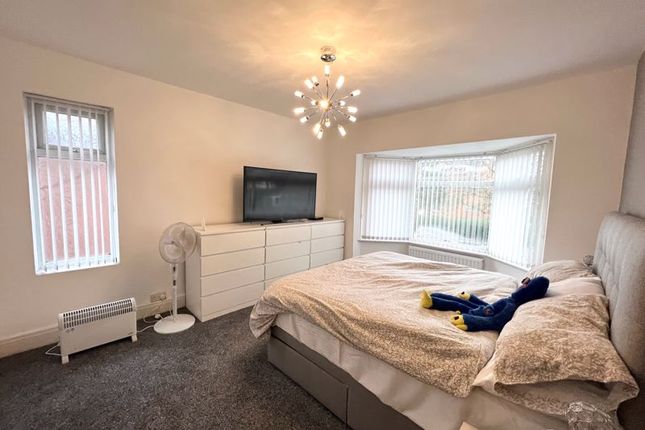 Detached house to rent in Lancaster Road, Salford