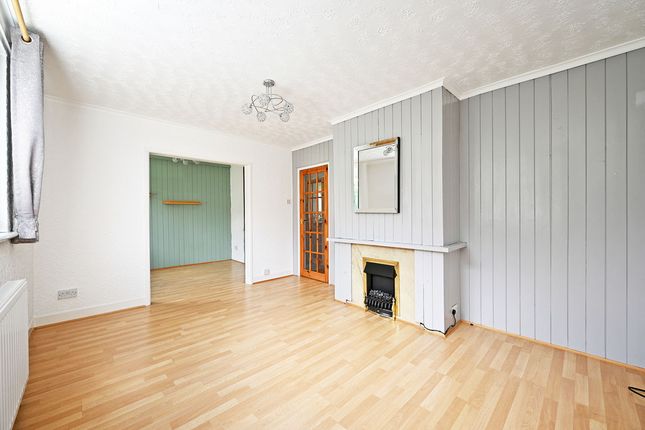 5, Rainbow Crescent, Sheffield photo 2
