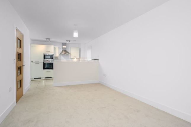 Property to rent in New Zealand Avenue, Walton-On-Thames