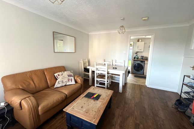 17 Glessing Road, Pevensey photo 2