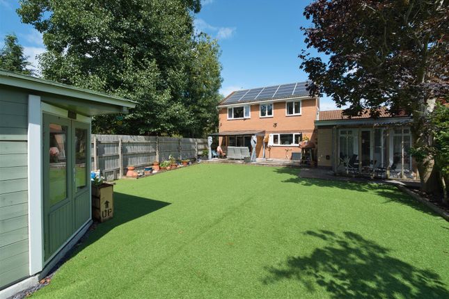 23, Hobbiton Road, Weston-Super-Mare photo 3