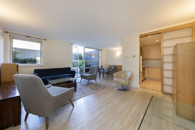 Flat to rent in Consort Rise House, 203 Buckingham Palace Road, Belgravia, London