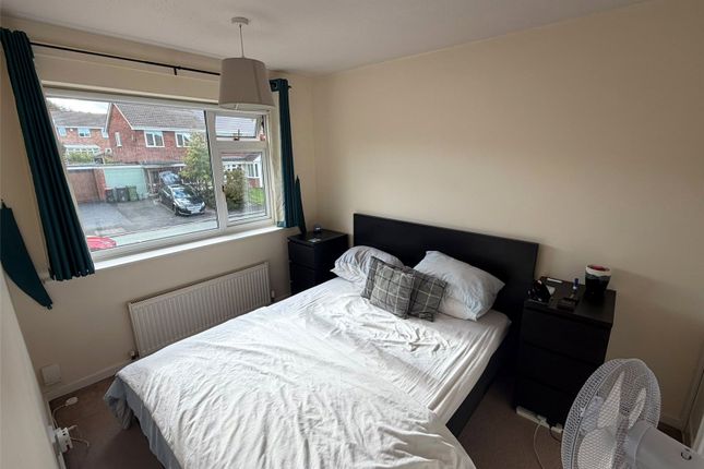 6, Wharf Close, Telford photo 4