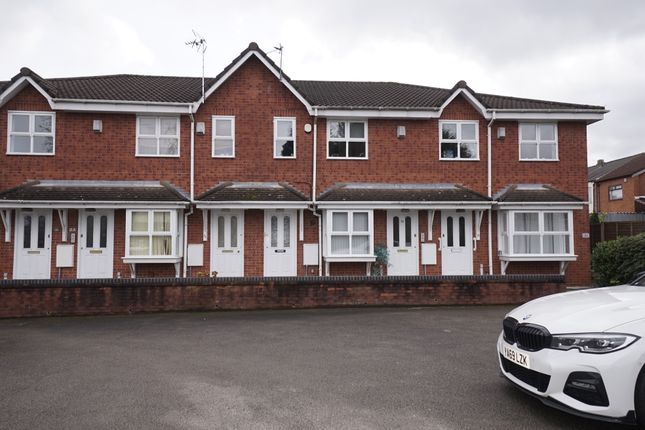 Flat to rent in Turnill Drive, Ashton In Makerfield, Wigan