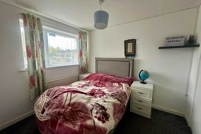 51, SAGECROFT ROAD, THATCHAM photo 5