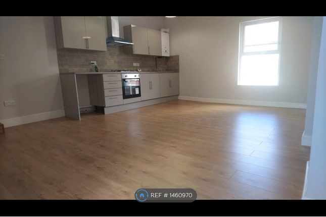 1 bed flat to rent in Denton, Manchester M34