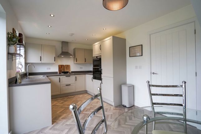 13, Amersham Street, Salford photo 4