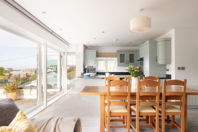The Wrens, Access via Valley Caravan Park, Polzeath photo 2