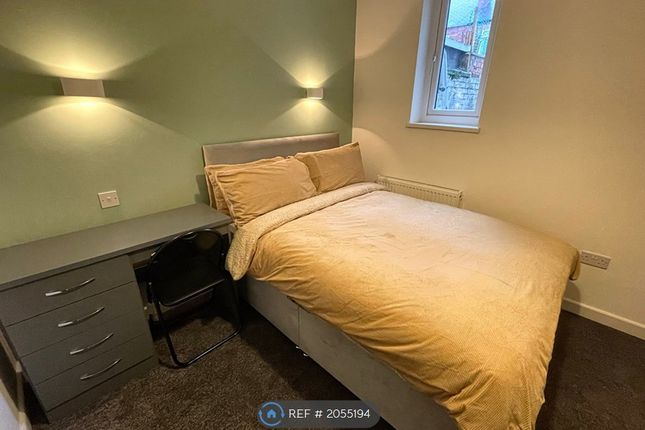 Room to rent in Corporation Road, Darlington