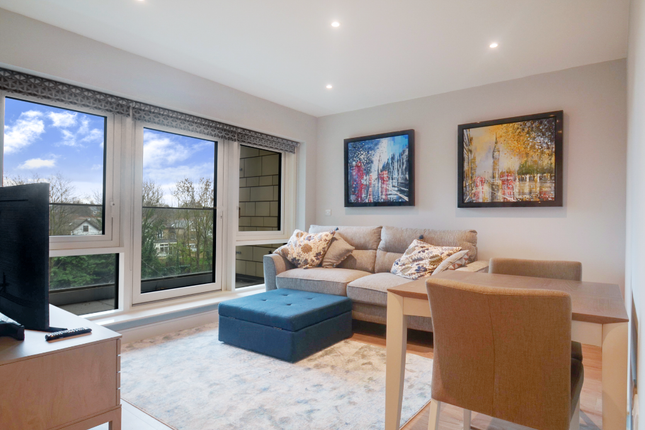 Thumbnail Flat for sale in Longfield Avenue, Ealing