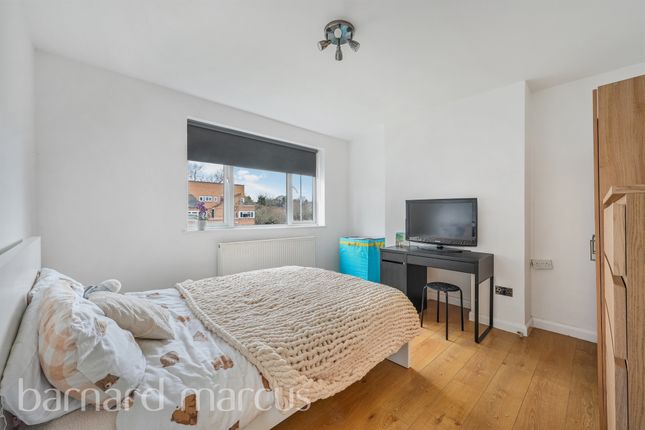 115, Hook Road, Surbiton photo 4