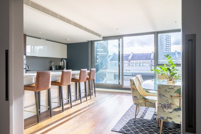 Flat A42 Claydon House, Chelsea Waterfront, Waterfront Drive, London photo 3
