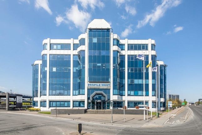 Thumbnail Office to let in Profile West, 950 Great West Road, Brentford