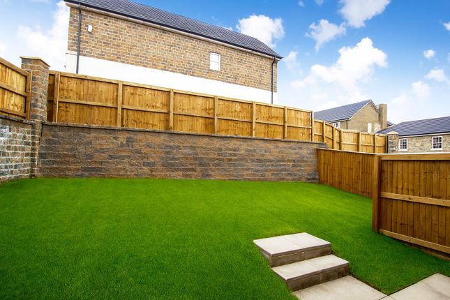 1, Acorn Way, Blackburn photo 5