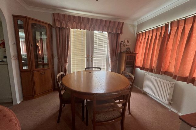 181 Heathlands Park Foxhall Road, Ipswich photo 3
