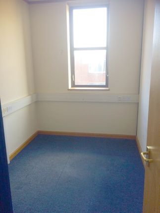 Office to let in Cranbrook Road, Ilford
