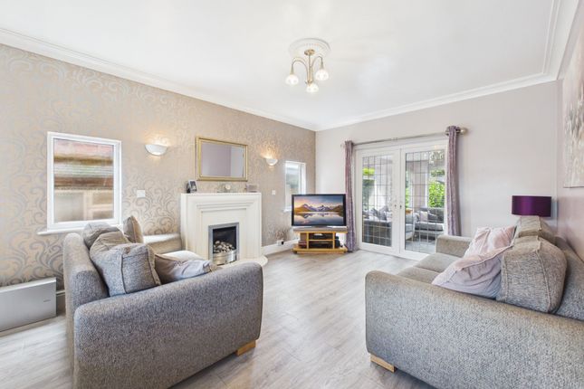 25 Jarvis Avenue, Nottingham photo 3