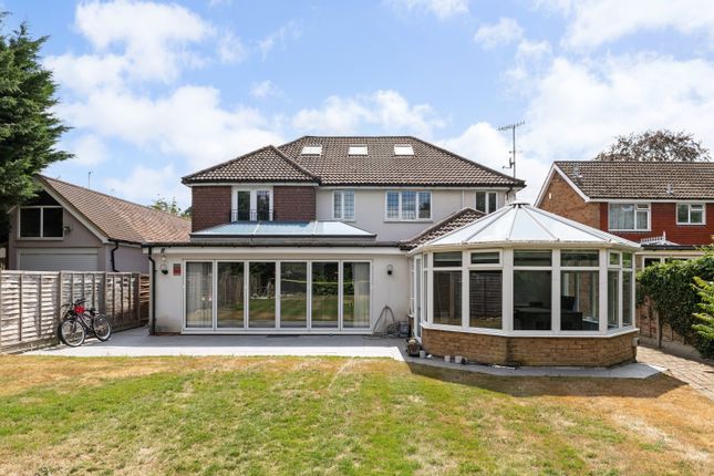 18, Heathfield Road, Bushey photo 2