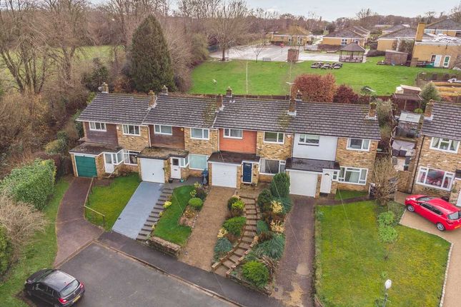 Thumbnail Terraced house for sale in Hillside Close, Chalfont St Giles