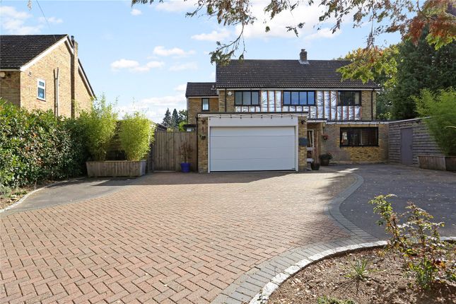 Thumbnail Detached house for sale in Garden Reach, Chalfont St. Giles, Buckinghamshire