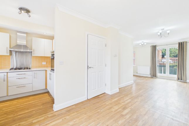 11, St. Katherines Court, Derby photo 3