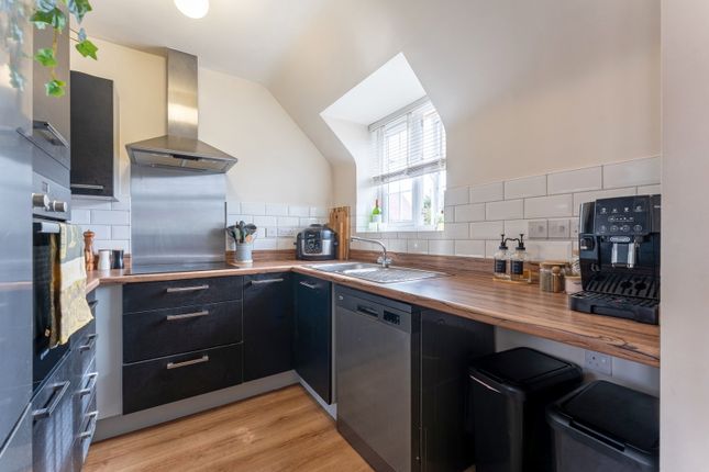 31, Dairy Way, Leicester photo 4