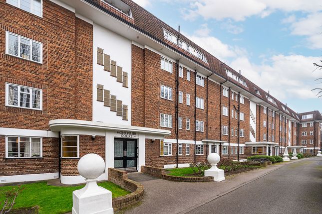 2-bed flat on Flat 6, Montpelier Court, Montpelier Road, Ealing, £750,000