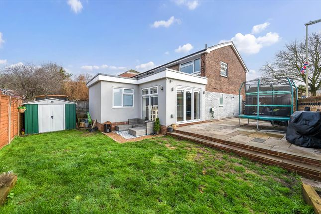 13, Kimbridge Crescent, Havant photo 2