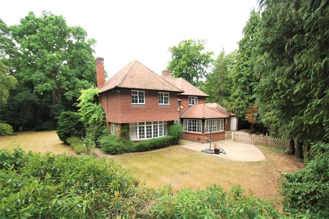 Thumbnail Detached house to rent in Westfield Road, Beaconsfield