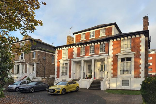 15B-Mattock Lane (2Edit).Jpg