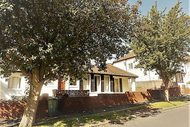Semi-detached house to rent in Moor Park Drive, Headingley, Leeds