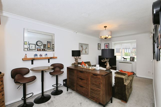 4, Beverstone, PETERBOROUGH photo 3