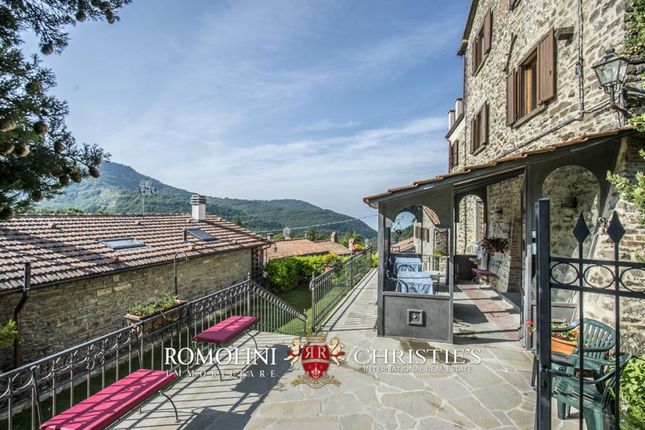 Country house for sale in Sansepolcro, Tuscany, Italy