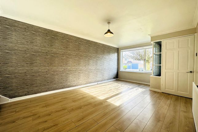 49, Field Avenue, Selby photo 2