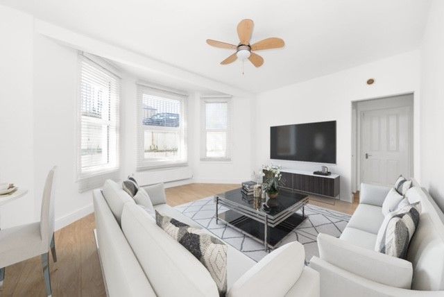 Flat 1, 12, Lancaster Road, London photo 3