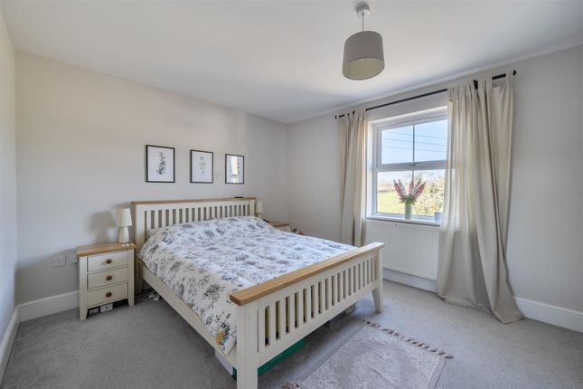 Yew Tree Cottage, Davids Lane, Ilminster photo 4