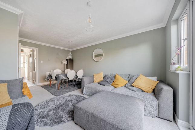 2 Pebble Cottages Mill Park Road, Bognor Regis photo 5