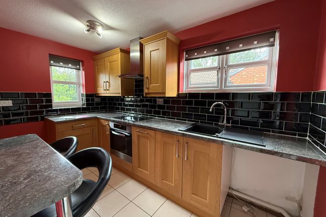 29, Romsey photo 2