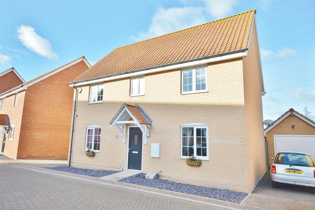 Detached house for sale in Cleave Close, Clacton-On-Sea