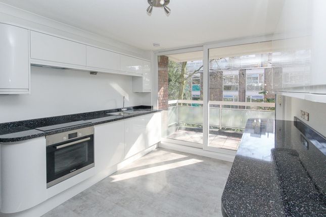 2-bed flat on Flat 16, Leamington House, Edgware, £325,000