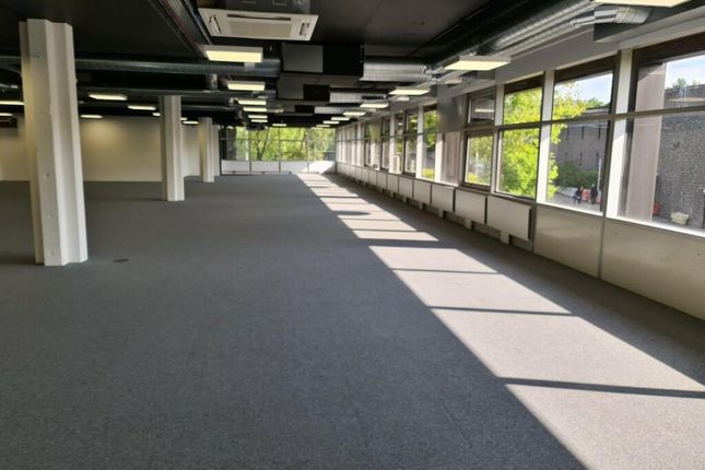 Office to let in Old Basing Mall, Basingstoke