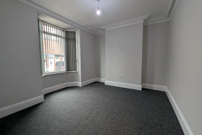 36, Salisbury Terrace, Darlington photo 2