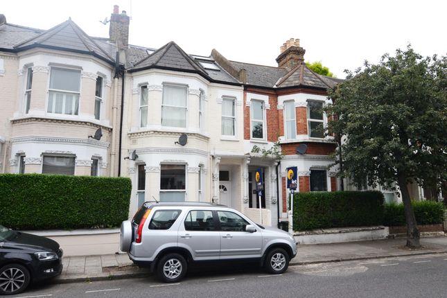 Thumbnail Flat to rent in Elspeth Road, London, UK