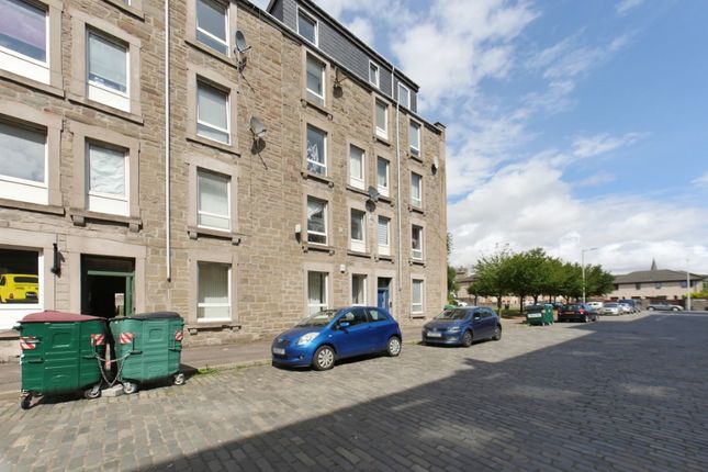 Flat to rent in Malcolm Street, Maryfield, Dundee DD4