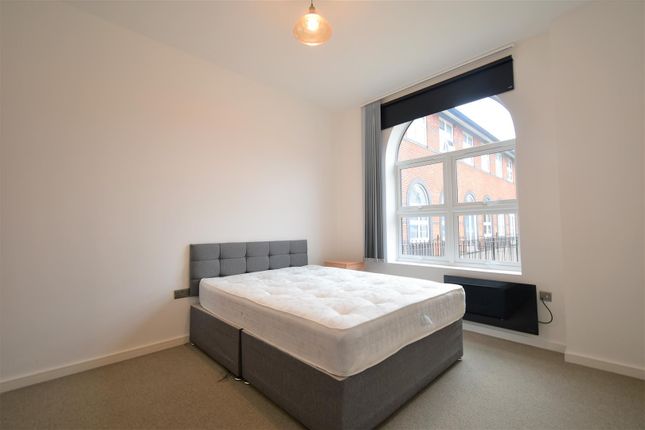 Flat 1, Smith House Two, 20 Forest Road, Feltham photo 5