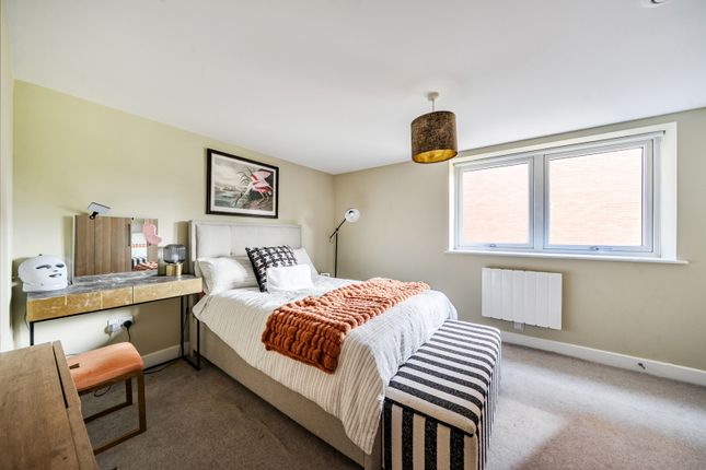 Flat 4, 3, Newark Street, Berkshire photo 3