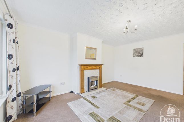 Tufthorn Avenue, Coleford photo 2