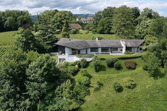 Detached house for sale in 1195 Dully, Switzerland