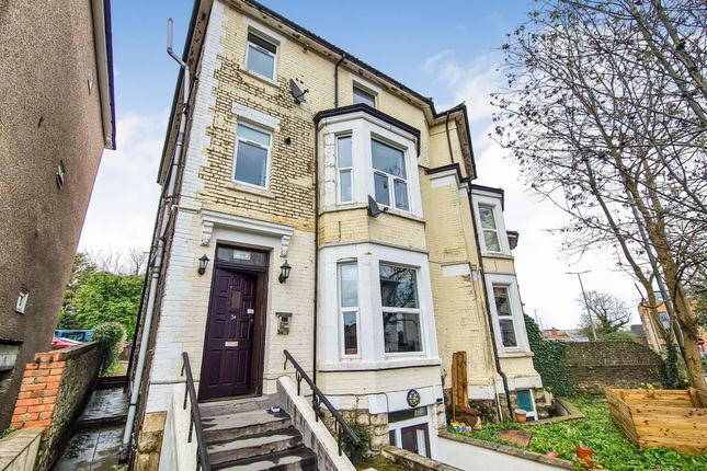 Thumbnail Flat for sale in Tonbridge Road, Maidstone