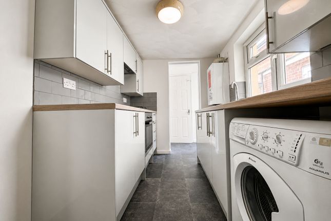 30, Green Street, High Wycombe photo 4
